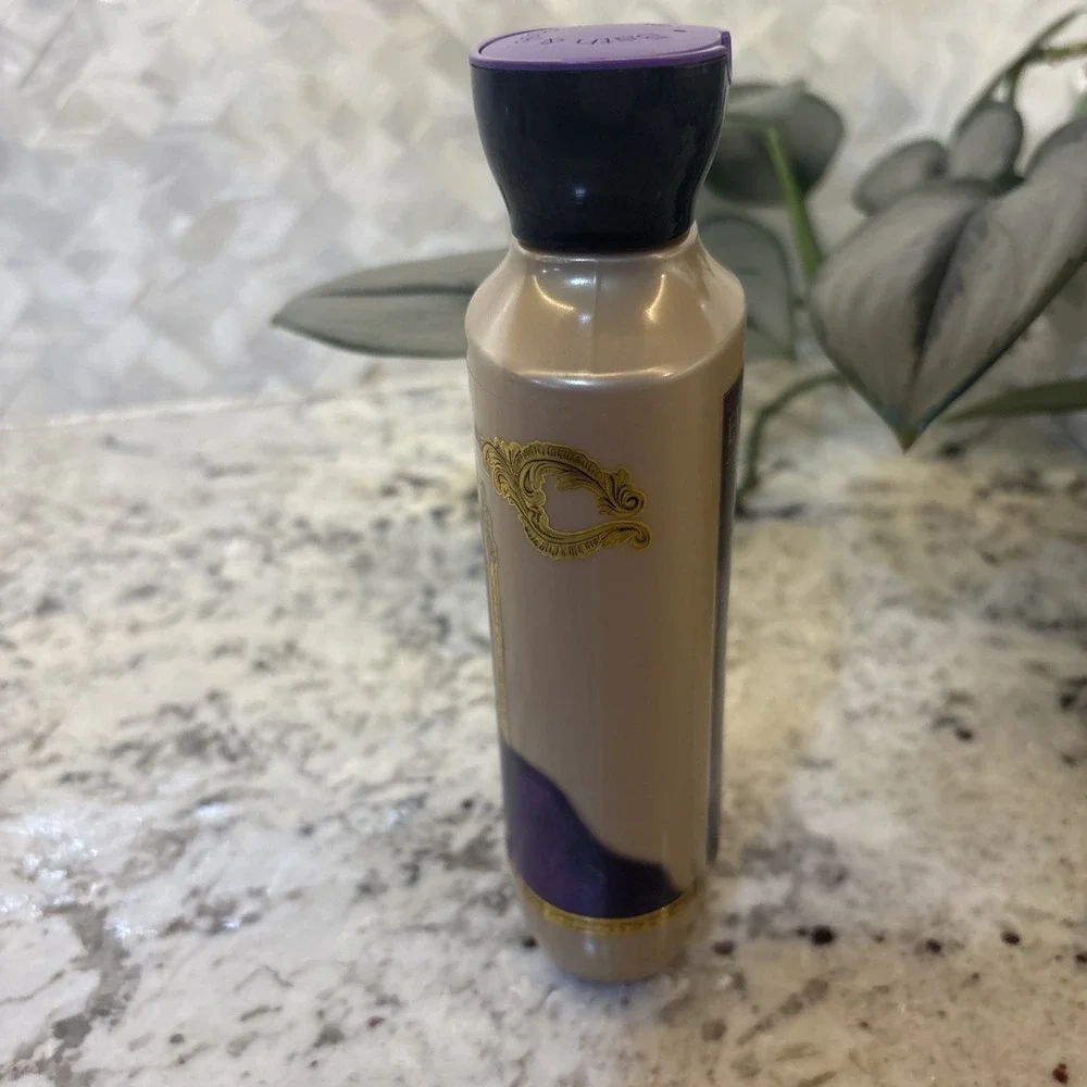 Bath & Body Works bath body